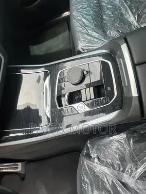 BMW X5 xDrive40i Sports Activity Vehicle 2025 Black