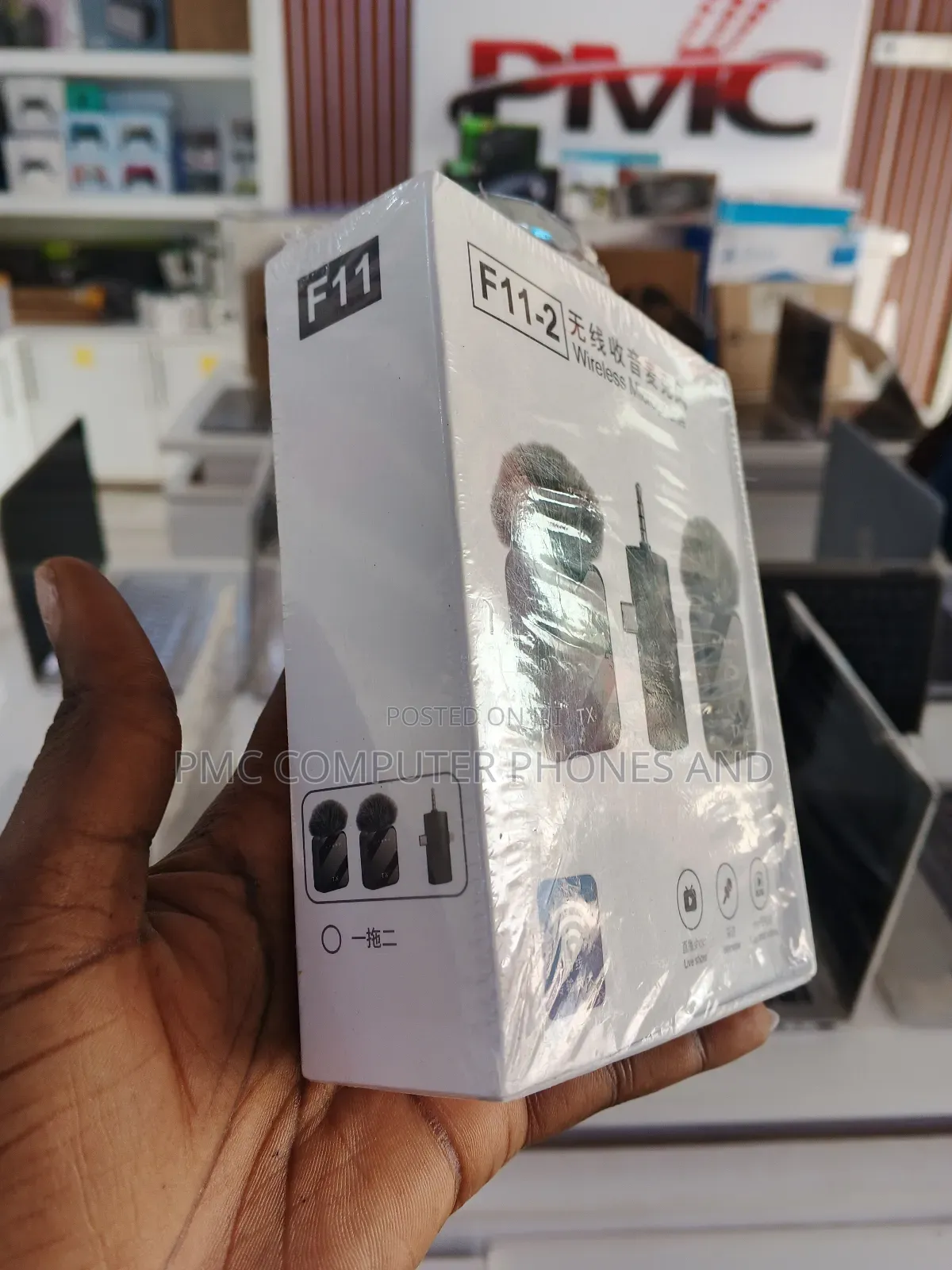 F11-2 Wireless Microphone