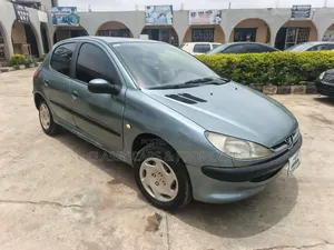 Peugeot 206 2004 Green