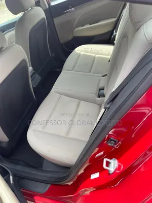 Hyundai Elantra 2017 Red