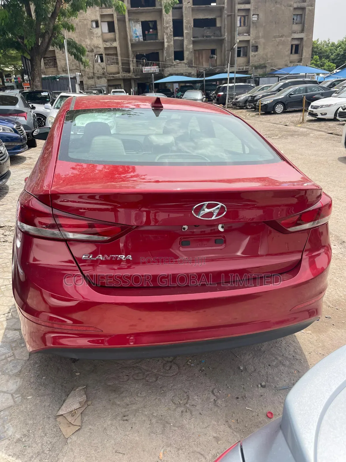 Hyundai Elantra 2017 Red