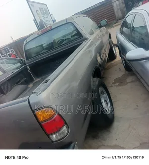 Toyota Tacoma 2005 Gray