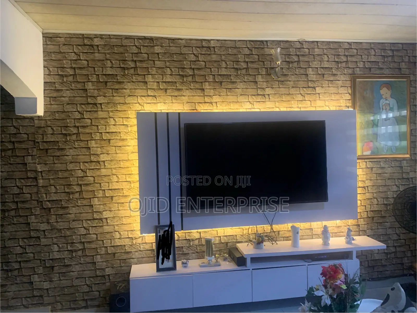 7ft Tv Console