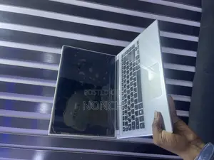 Laptop Acer Aspire V5-431P 8GB Intel Pentium HDD 500GB