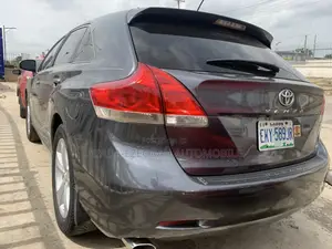 Toyota Venza Limited 2010 Gray