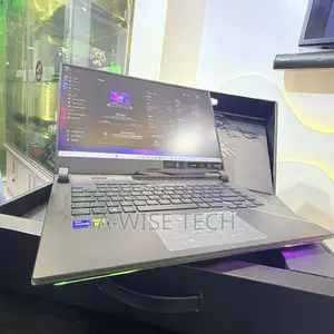 Laptop Asus ROG Strix SCAR 15 8GB Intel Core i9 SSD 1T