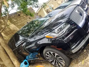 New Lincoln Navigator 2024 Black