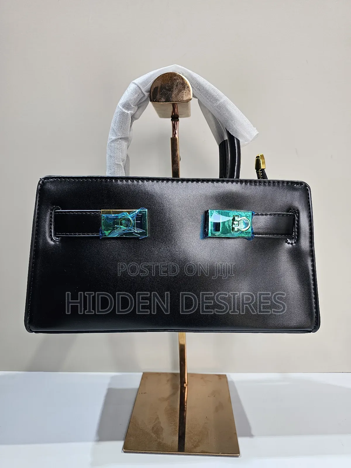 Quality Leather Bag - Midi Black