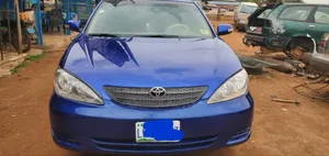 Toyota Camry LE 4dr Sedan (2.4L 4cyl 4A) 2004 Blue