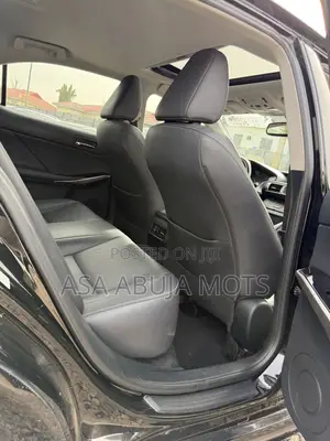 Lexus IS 250 4WD 2015 Black