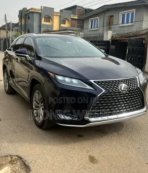 Lexus RX 2022 Blue