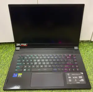 Laptop MSI GS66 Stealth 10SGS 32GB Intel Core i9 SSD 1T