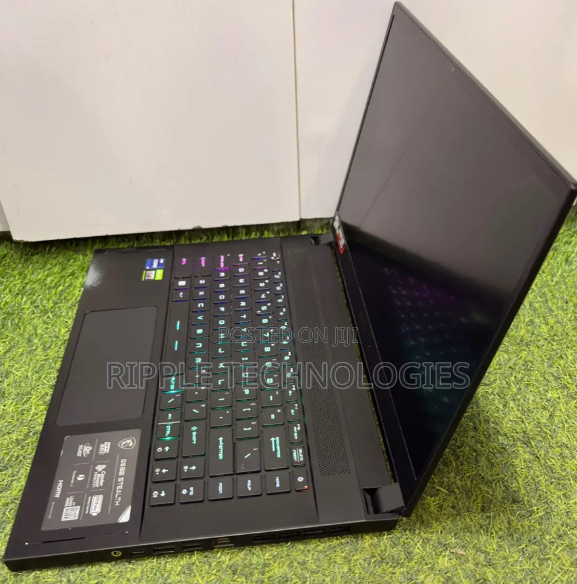 Laptop MSI GS66 Stealth 10SGS 32GB Intel Core i9 SSD 1T