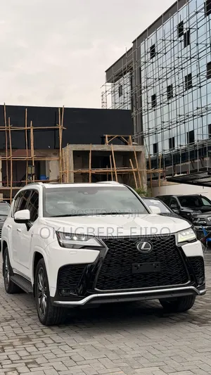 Lexus LX 2023 White