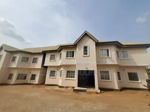 2bdrm Block of Flats in Gaduwa for rent