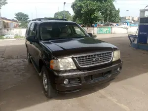 Ford Explorer 2005 Gray