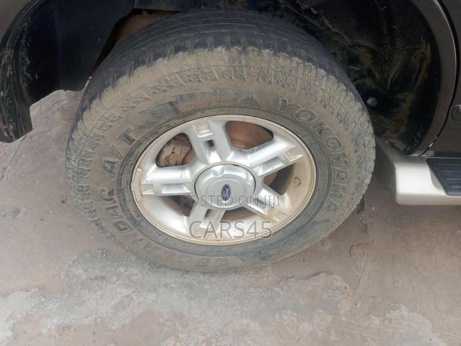 Ford Explorer 2005 Gray