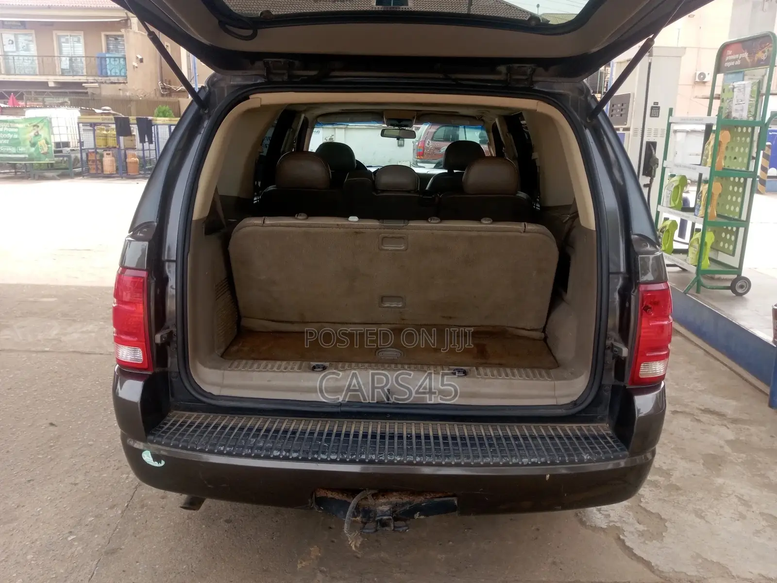 Ford Explorer 2005 Gray