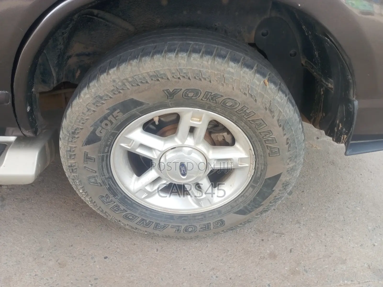 Ford Explorer 2005 Gray