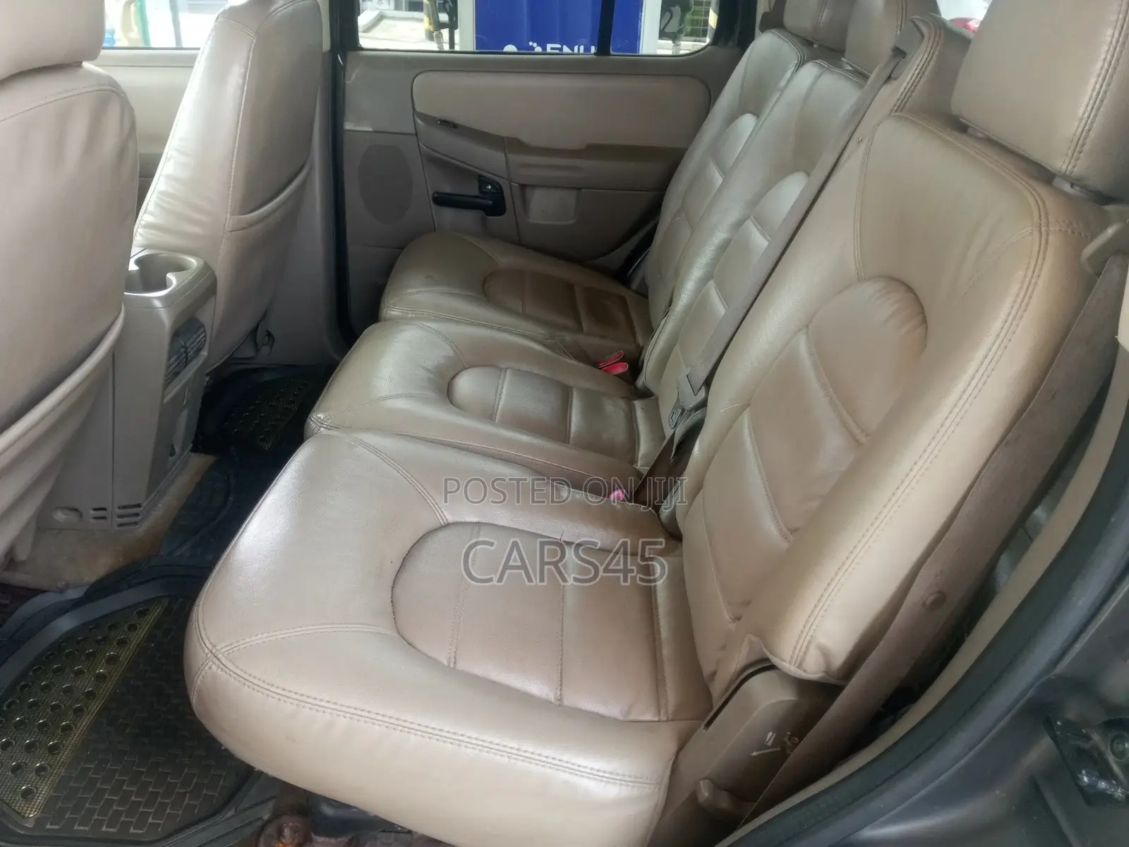 Ford Explorer 2005 Gray