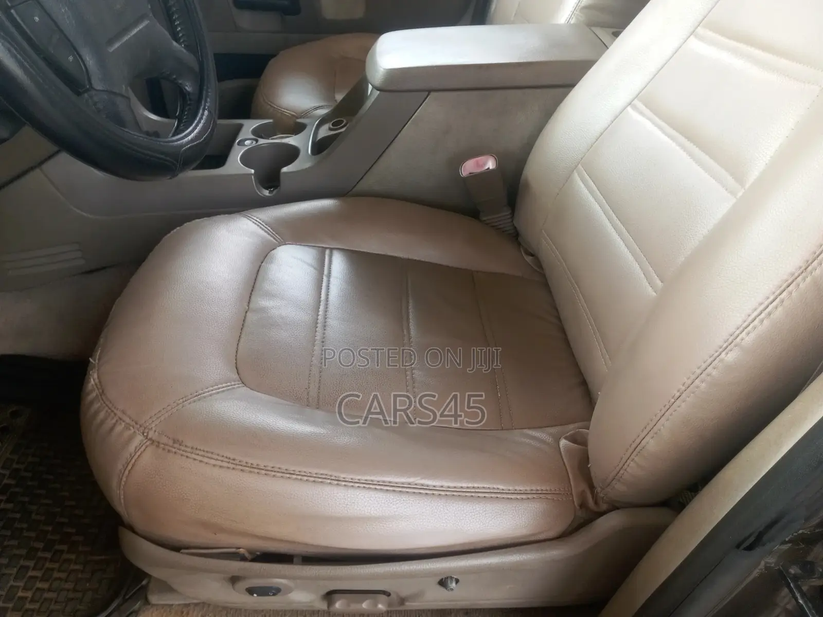 Ford Explorer 2005 Gray