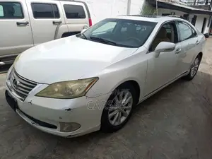 Lexus ES 2011 White