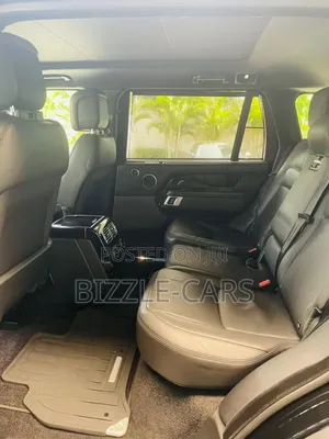 Land Rover Range Rover Vogue 2019 Black