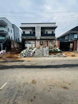 3bdrm Duplex in Magodo Phase 1 Gra for sale