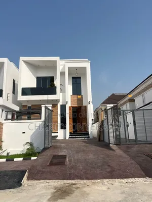 5bdrm Duplex in Chevy View Estate, Chevron for sale