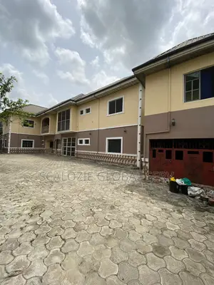 3bdrm Apartment in Farm Road 2 Eliozu for rent