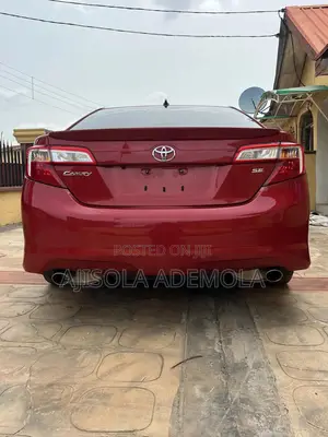 Toyota Camry SE V6 4dr Sedan (3.5L 6cyl 6A) 2012 Red