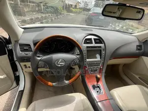 Lexus ES 350 2011 White