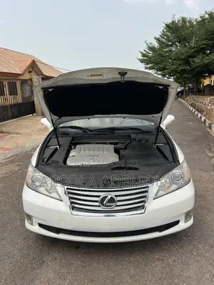 Lexus ES 350 2011 White