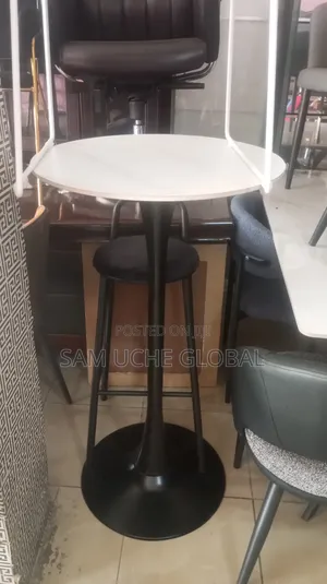 Barstool Table