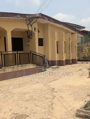 Furnished 3bdrm Block of Flats in Nwosi Street, Alagbado for sale