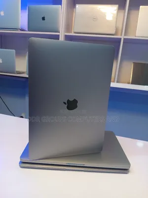 Laptop Apple MacBook Pro 2017 8GB Intel Core i5 SSD 256GB