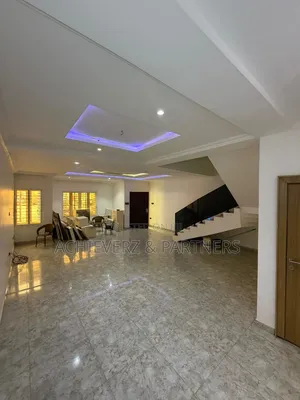 4bdrm Duplex in Jabi for sale