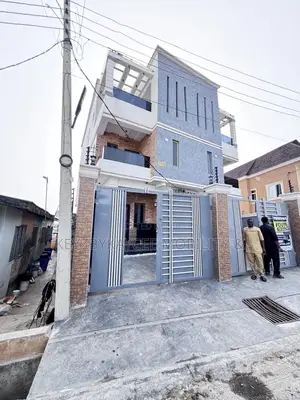 3bdrm Duplex in Ogudu for sale