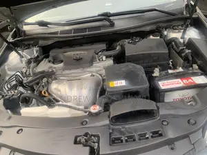Toyota Camry 2017 Silver