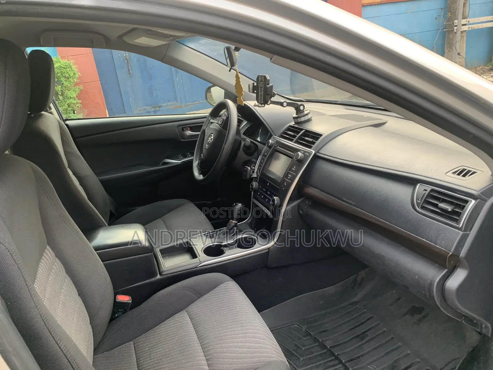 Toyota Camry 2017 Silver
