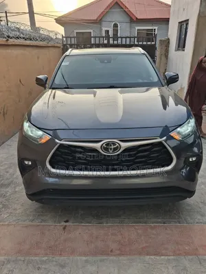 Toyota Highlander Limited AWD 2020 Gray