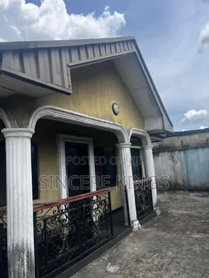 3bdrm Bungalow in Osongama Estate, Uyo for sale