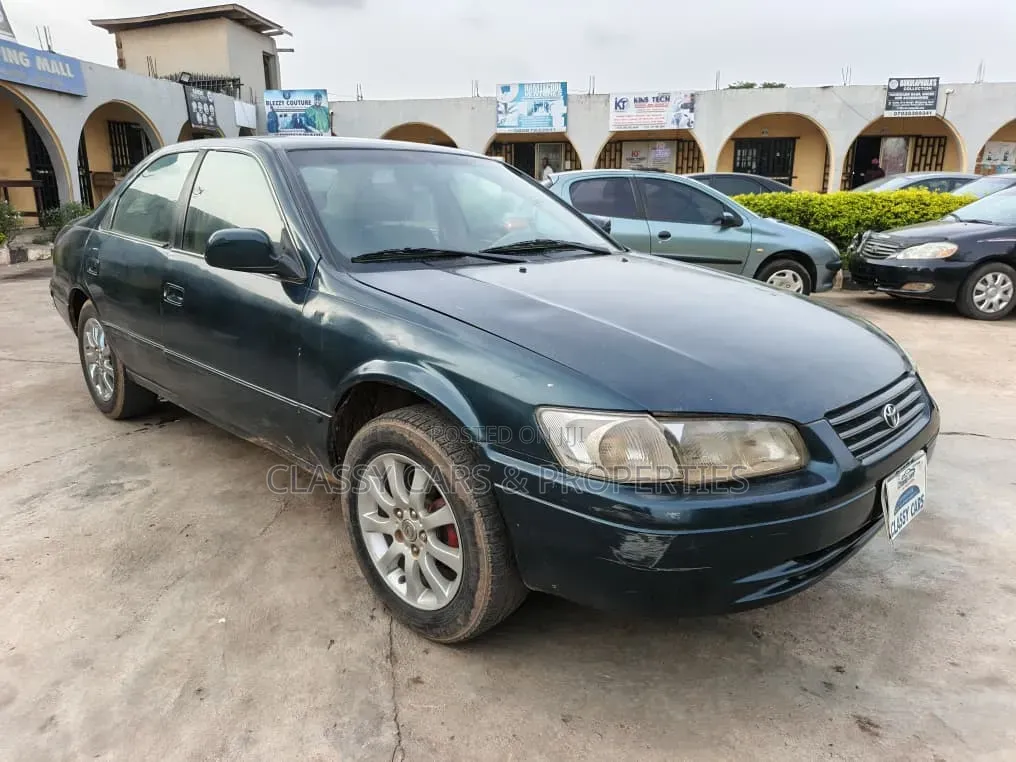 Toyota Camry Automatic 1999 Green