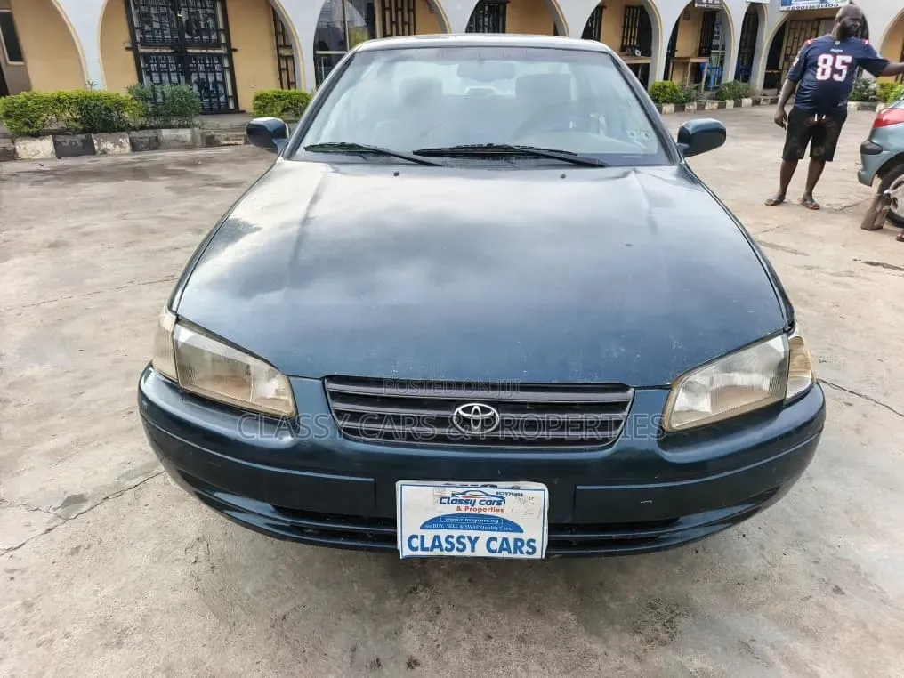 Toyota Camry Automatic 1999 Green