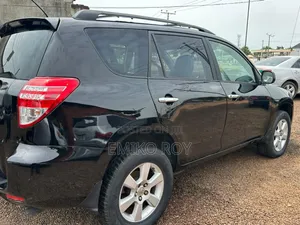 Toyota RAV4 2.5 Limited 2010 Black