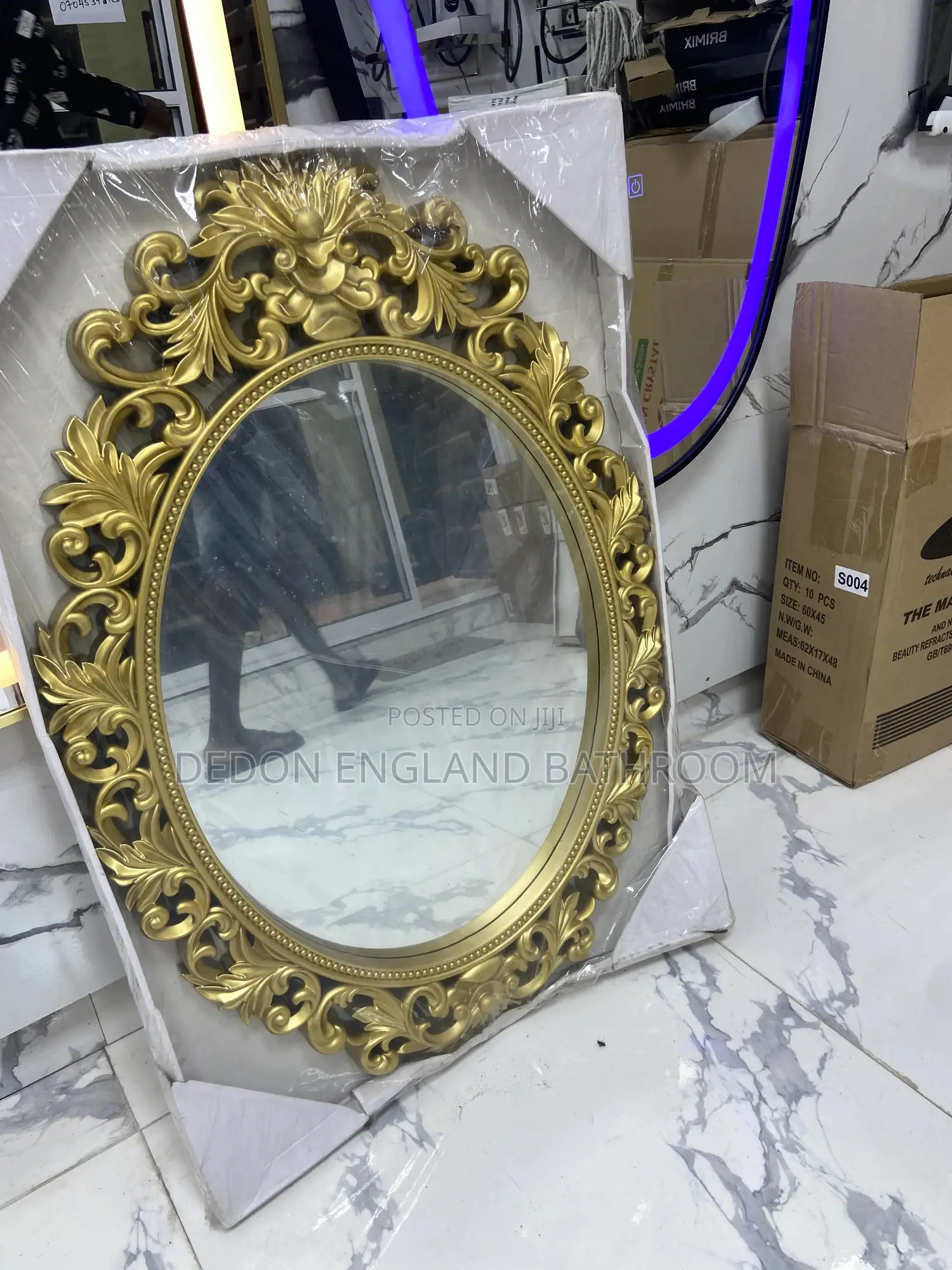 Royal Mirror