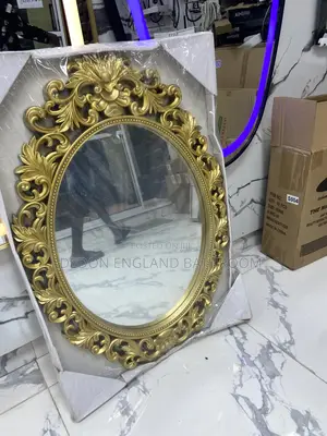 Royal Mirror