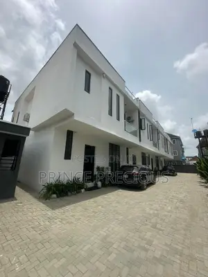 4bdrm Duplex in Blenco Estate, Sangotedo for rent