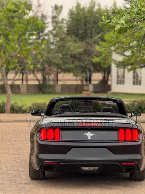 Ford Mustang V6 Fastback 2016 Black