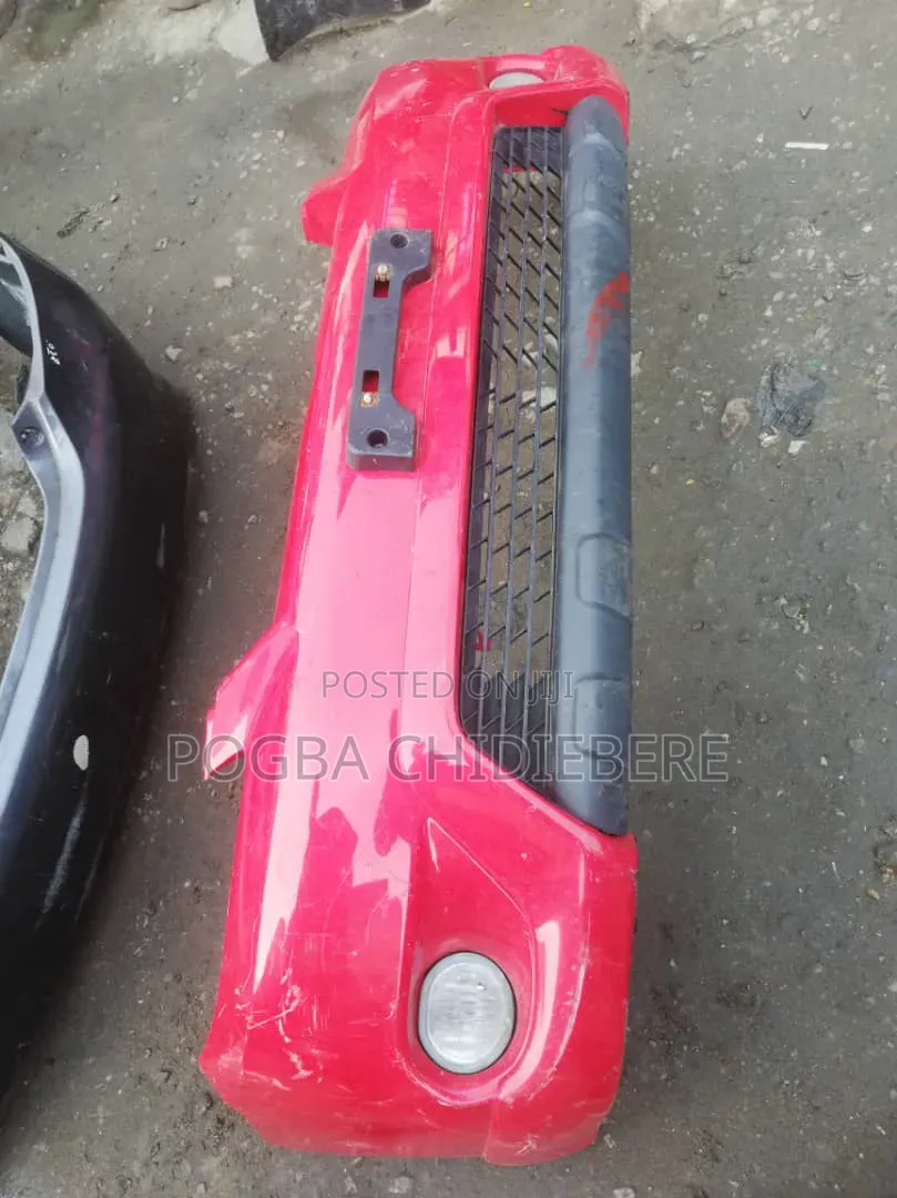 Front Bumper Matrix 2006